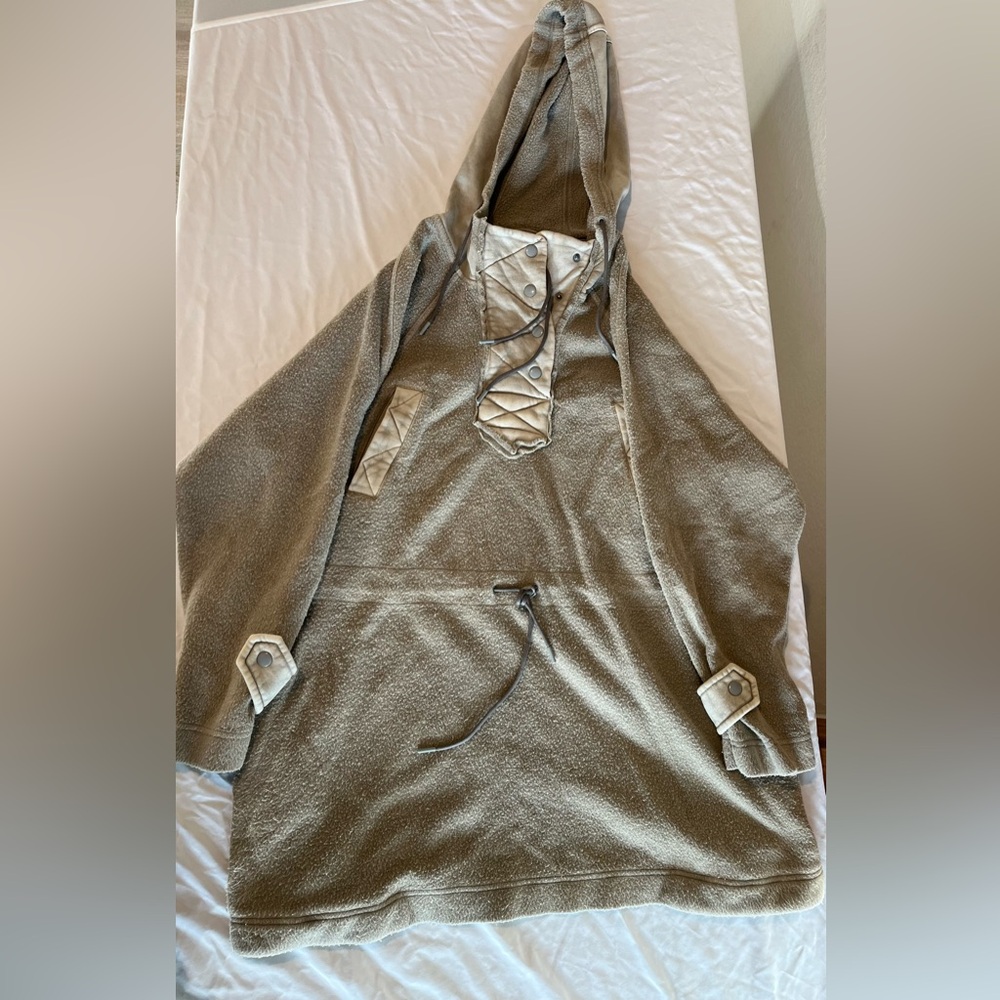 We The Free People ~ Sadie Surplus Pullover